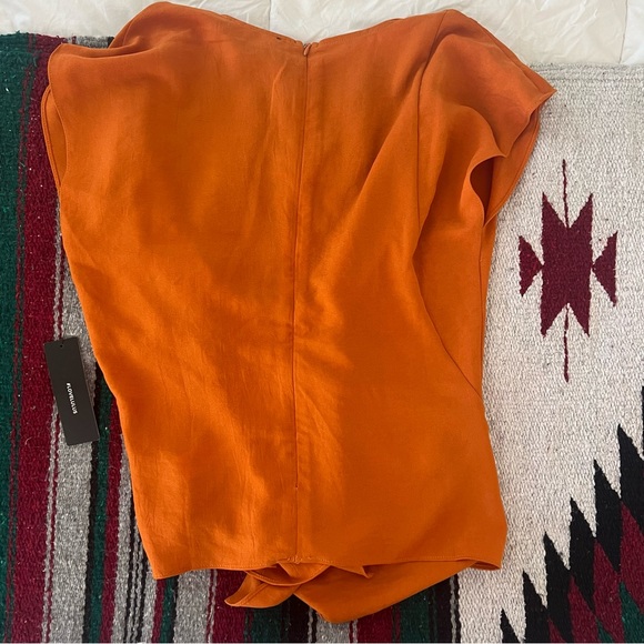 NWT | Lulu’s burnt orange wrap top with zipper back, size S - Picture 3 of 5